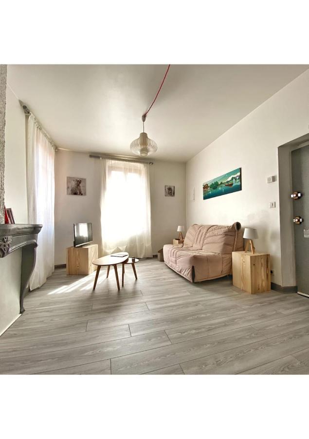 Coup De Coeur Au Pied Du Chateau - Nice Studio Ideally Located Annecy Exterior photo